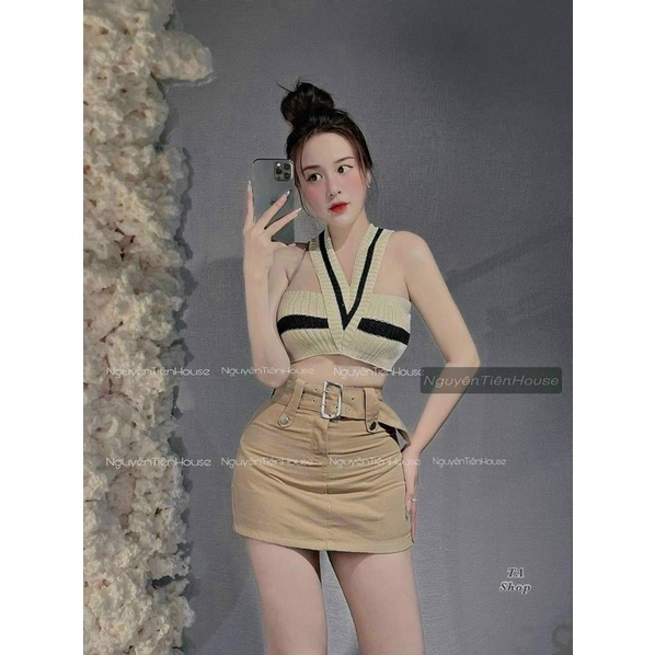 Áo len cổ yếm chéo pha màu Mã A62