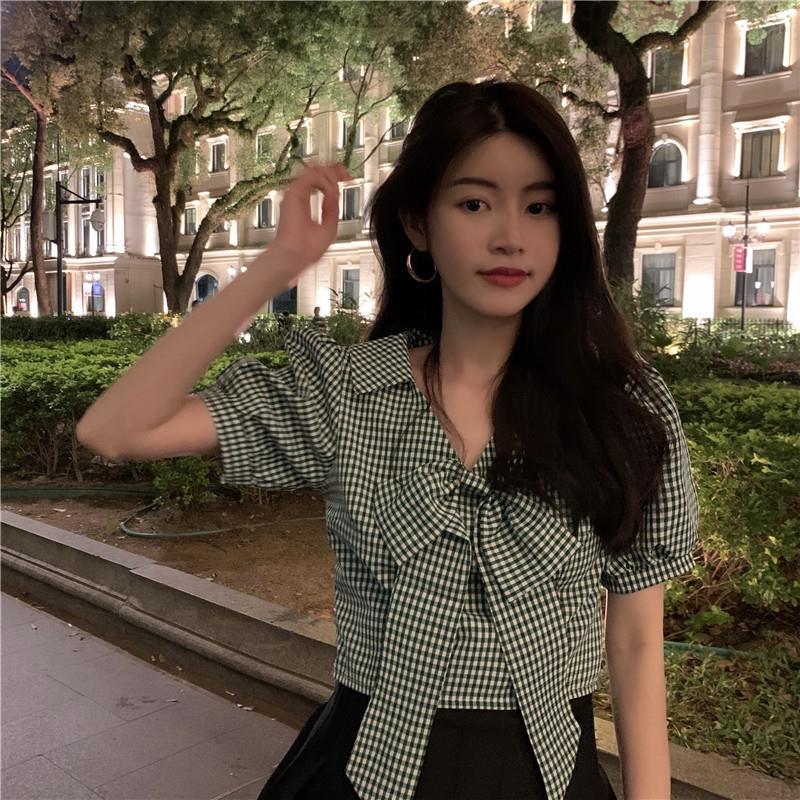 Áo Croptop Caro Tay Phồng Cổ Chữ V Trẻ Trung Thời Trang 2021 | BigBuy360 - bigbuy360.vn