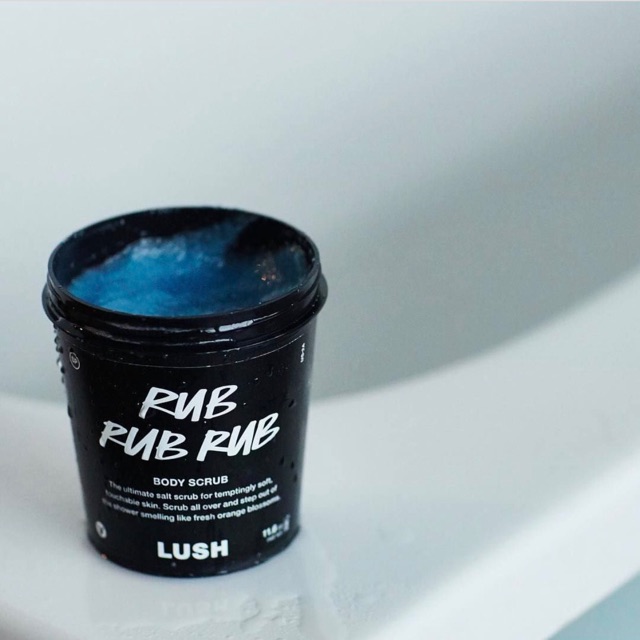 Sữa tắm có hạt scrub LUSH - Rub Rub Rub shower scrub