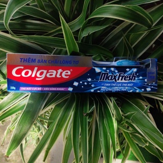 Kem đánh răng Colgate Maxfresh hương bạc hà 230g Tặng bàn chải lông tơ