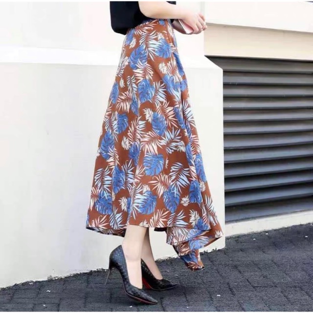 Chân váy hoạ tiết
