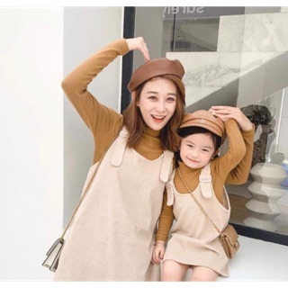 Yếm đôi mẹ và bé