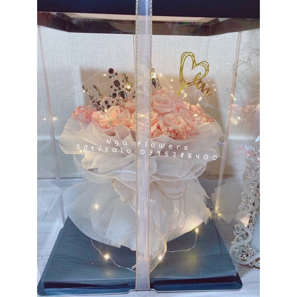 Bó Hoa Kèm Hộp Mika Siêu Sang