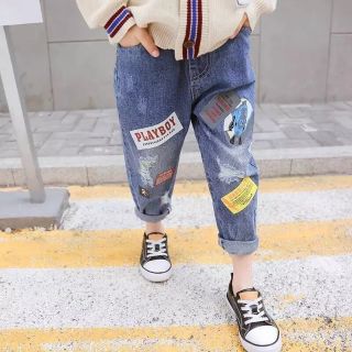 Quần jeans thụng bé trai