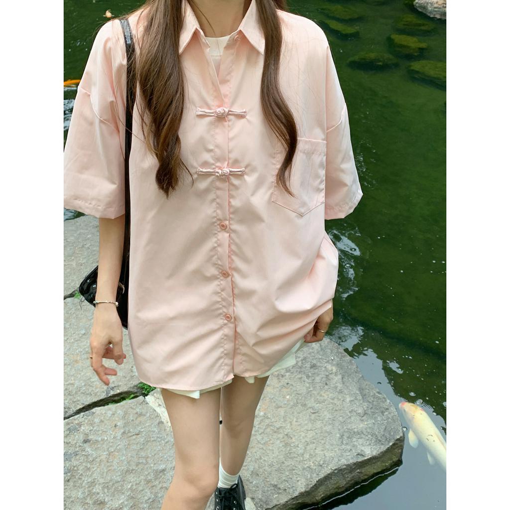 QOEDDV Áo Sơ Mi Babydoll Tay Ngắn Chống Nắng Cổ Polo Cài Nút Đĩa Màu Hồng Đào Trung Hoa Giản Dị Mùa Hè Mới Dành Cho Bạn Nữ
