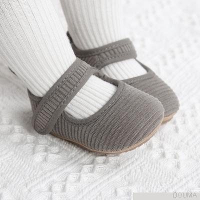 Giày cao su mềm mại thoải mái thời trang dành cho bé