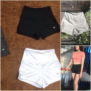 Quần đùi tập gym cạp cao
