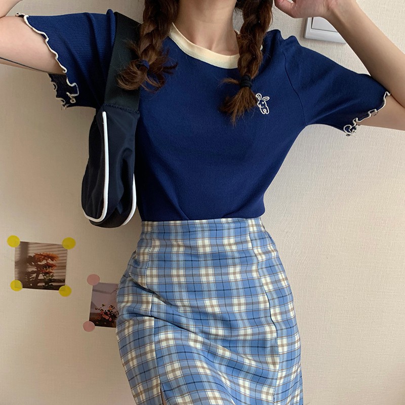 Áo Croptop Dệt Kim Cổ Tròn Hoạ Tiết Kẻ Sọc Phong Cách Retro