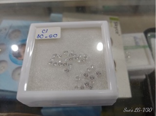 Đá kim cương dính răng ( 1 viên lẻ)