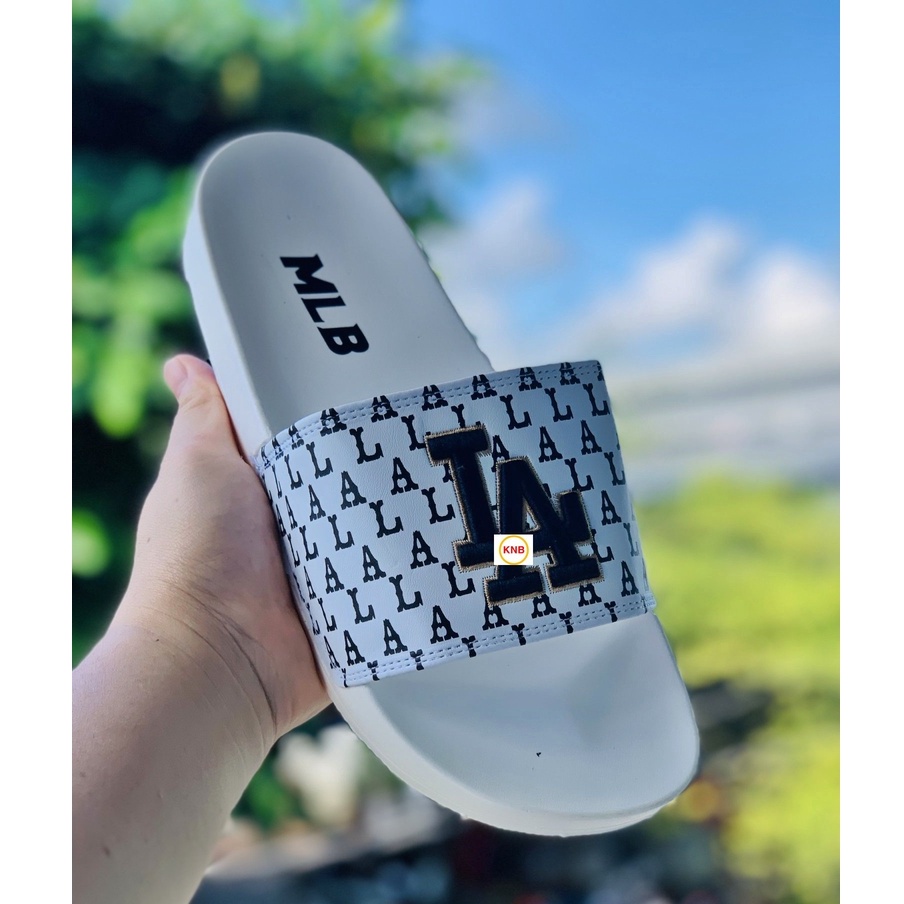 Dép 𝐌𝐋𝐁 UNISEX mẫu dép thể thao ❤️Freeship + Hộp ❤️ Dép LA bóng chày quai ngang nam nữ chữ thêu nỗi kèm tag mác LA đen