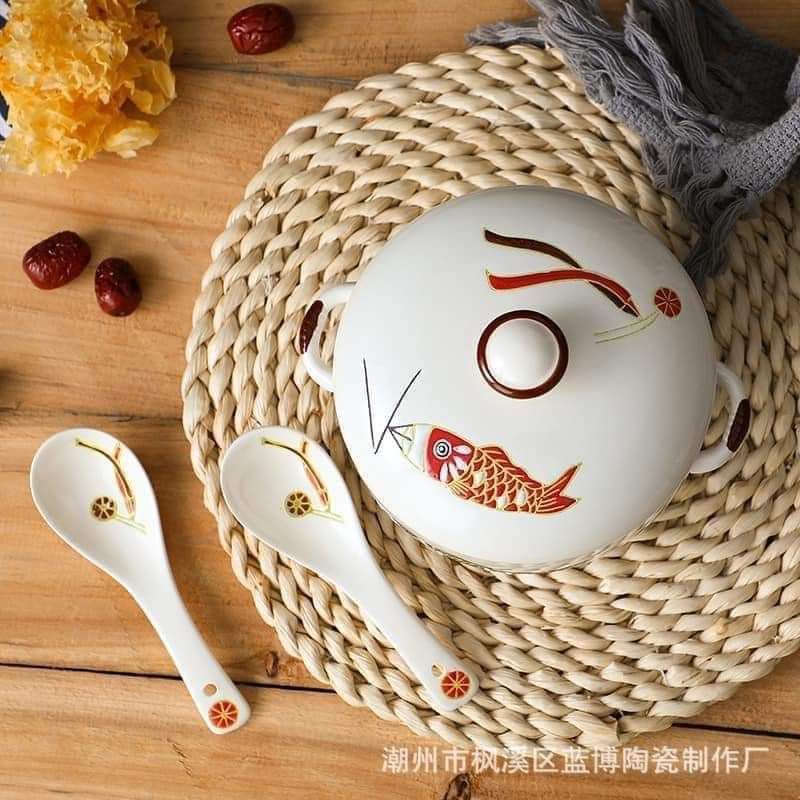 Thố chưng yến có nắp họa tiết cá gỗ kèm thìa