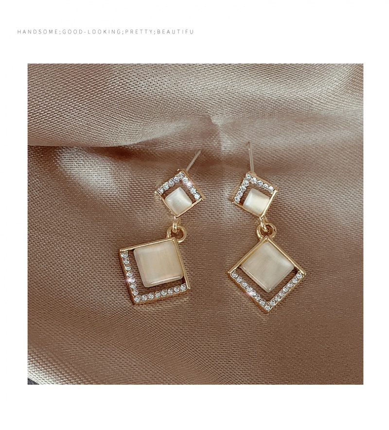 Hoa tai dáng dài thời trang phong cách Hàn Quốc cho nữ