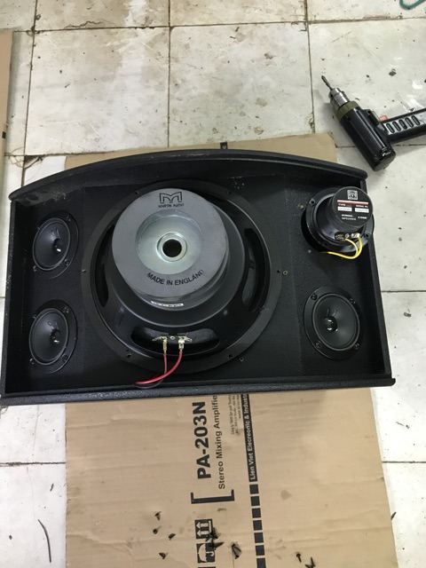 Loa Martin F10 bass30