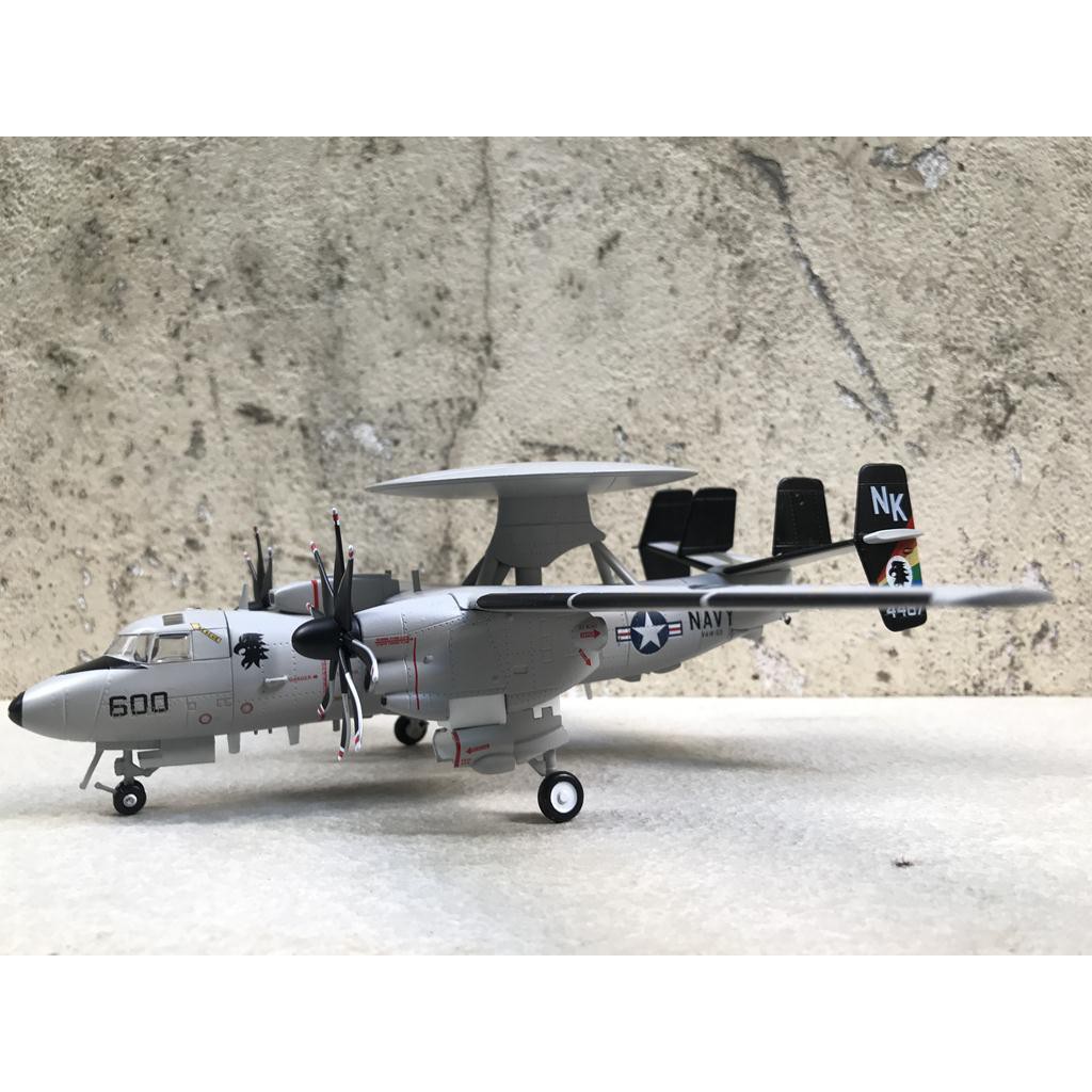 Mô hình Máy bay E-2C Hawkeye 1:72