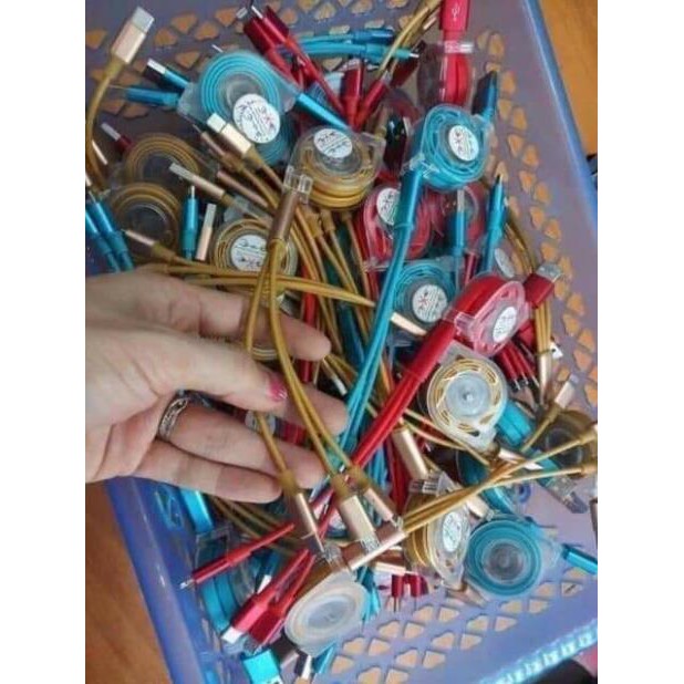 CÁP SẠC ĐIỆN THOẠI 3 ĐẦU RA( sạc rút đa năng)