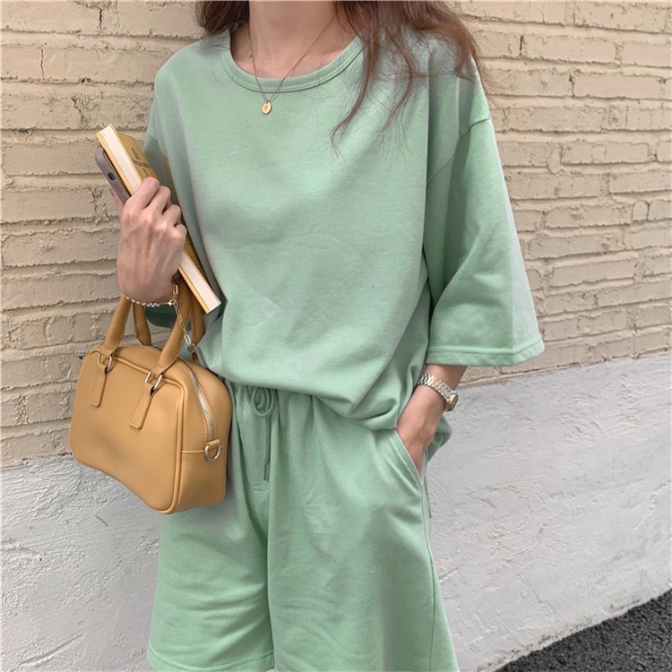 Set Áo Thun Ngắn Tay + Quần Short Thời Trang Nữ