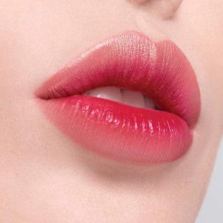 Sáp dưỡng môi không chì