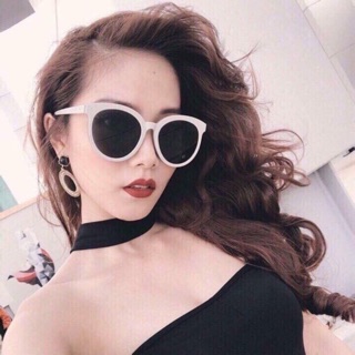 25 Chiếc Kính V Tròn Trắng Hottrend