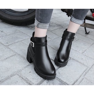 GIÀY BOOT CỔ THẤP MANG ĐƯỢC 2 KIỂU CÁ TÍNH MÀU ĐEN