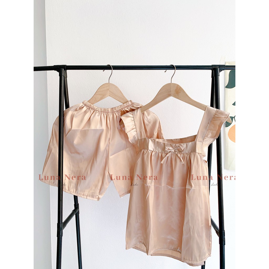 [TẶNG GƯƠNG CẦM TAY] Set đồ ngủ lụa bóng áo cánh tiên có nơ ngực | Ảnh thật 100% ♡ | BigBuy360 - bigbuy360.vn