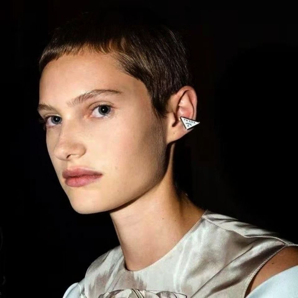 Đôi Khuyên Tai Tam Giác Đính Đá Thời Trang Cho Nữ