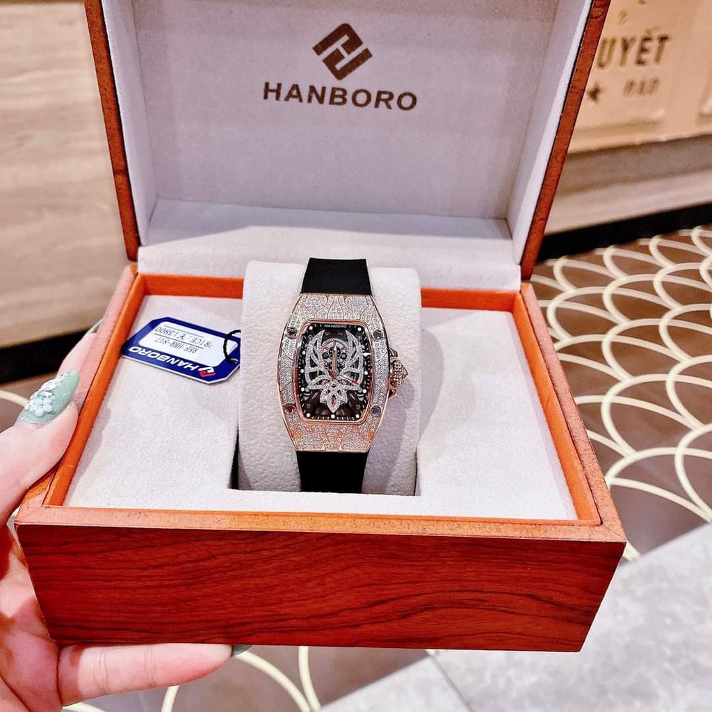 Đồng Hồ Nữ Hanboro Quartz HBR 817 , Dây Cao Su , Size 30x40mm