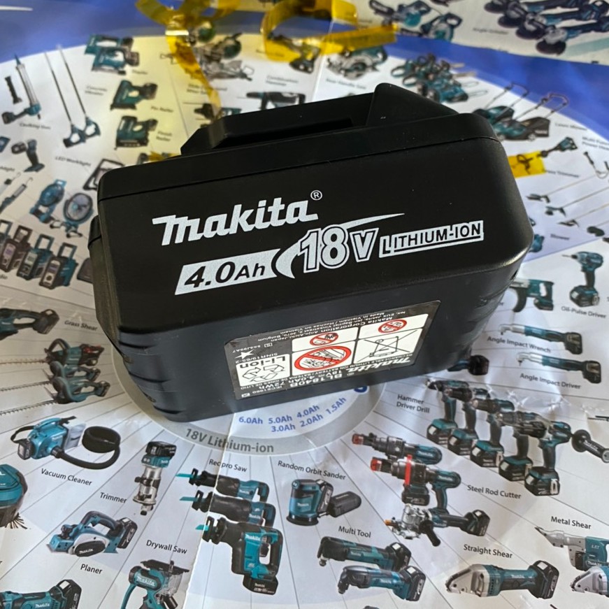 BN. Vỏ Makita sạc Adapter 18V 2 hàng , có tem đáy, nhựa ABS in bền đẹp.