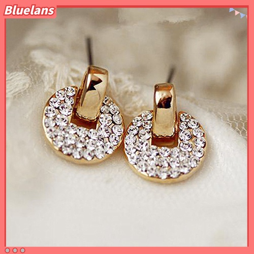 Đôi bông tai nữ đính đá sang trọng