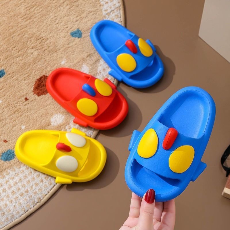 Dép Sandal Đế Mềm Chống Trượt Chống Mài Mòn Họa Tiết Ultraman Dễ Thương Cho Bé