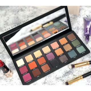 Bảng phấn mắt Urban Decay Born to run