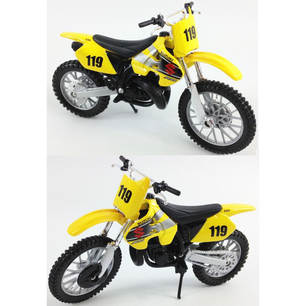 Xe Mô Hình Moto Địa Hình Suzuki RM 250 - Tỉ Lệ 1:18 - Maisto - 8868