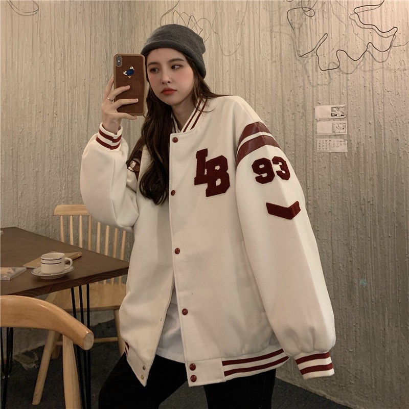 ÁO KHOÁC BOMBER NAM NỮ CHỮ IB THÊU NỔI PHỐI VIỀN TAY PHONG CÁCH BÓNG CHÀY SIÊU CÁ TÍNH