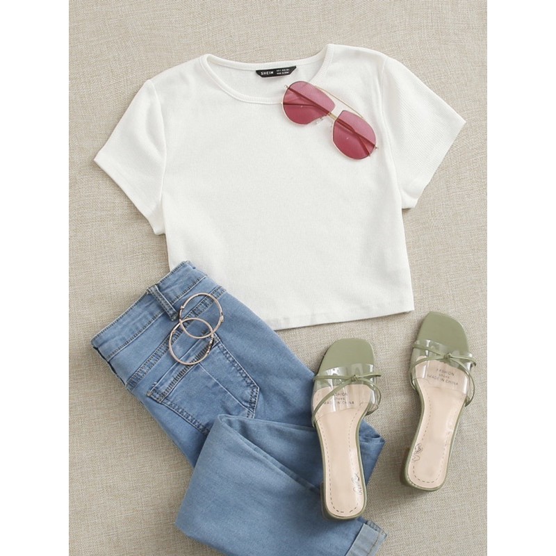 Áo crop top + Áo trễ vai