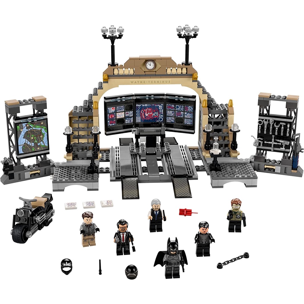 LEGO Batman 76183 Động Dơi Batcave™: The Riddler™ Face-off
