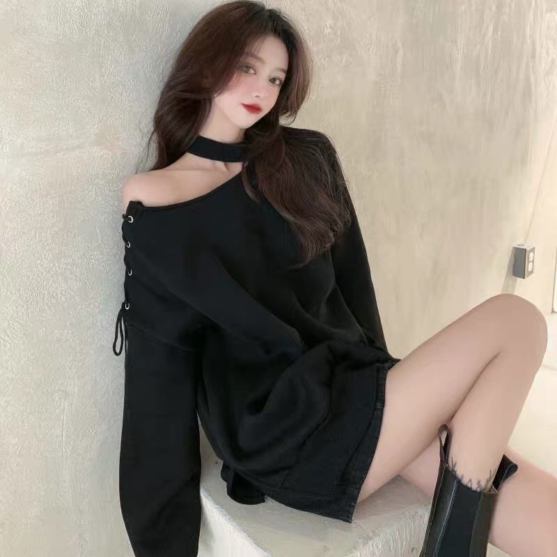 Áo nỉ nữ dây đan khoét vai dáng trùm mông 2 màu