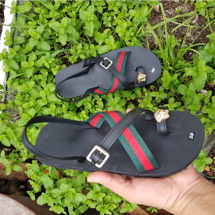 Xăng đan nữ và nam  size từ 34 đến 43