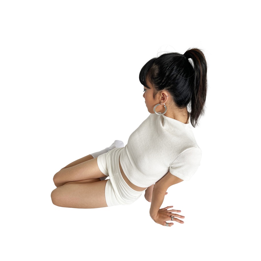 Là min - Quần White Knit Shorts