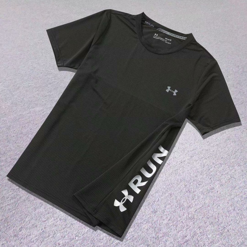 Under Armour  lá thư  in ấn Thoáng khí Nhanh khô chuyển động Chạy Áo thun ngắn tay nam