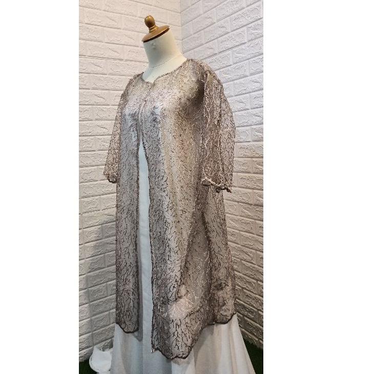 Xu hướng. Áo khoác ngoài đính ngọc trai Camara mới | BigBuy360 - bigbuy360.vn