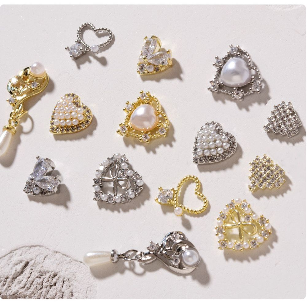 Miếng Dán Trang Trí Móng Tay 3D OKDEALS|Trang Trí Móng Tay Trái Tim|Mặt Dây Chuyền Đính Đá Zircon Mới