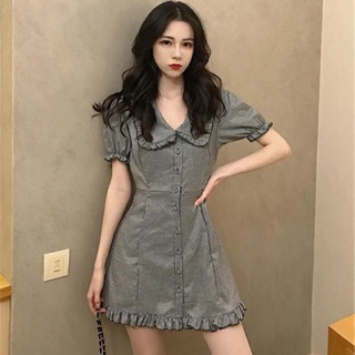 Đầm gingham cổ sen bèo viền