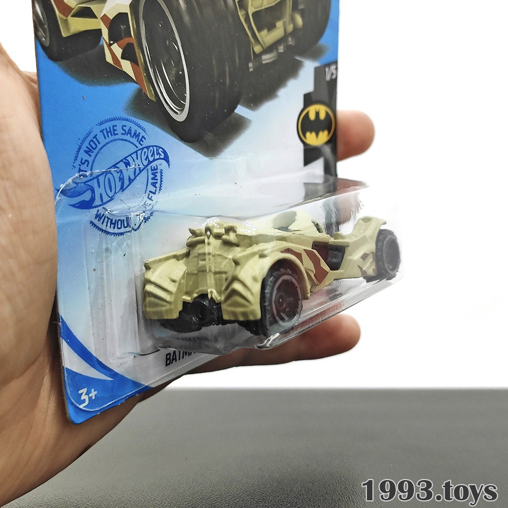 Xe mô hình 1:64 Hot Wheels Basic Batman 2021 - Batman Arkham Knight Batmobile GTB54