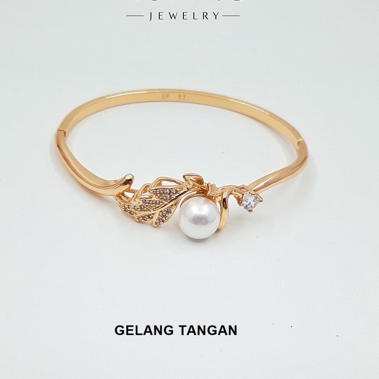Vòng Tay Titan Đính Ngọc Trai Xinh Xắn Cho Nữ