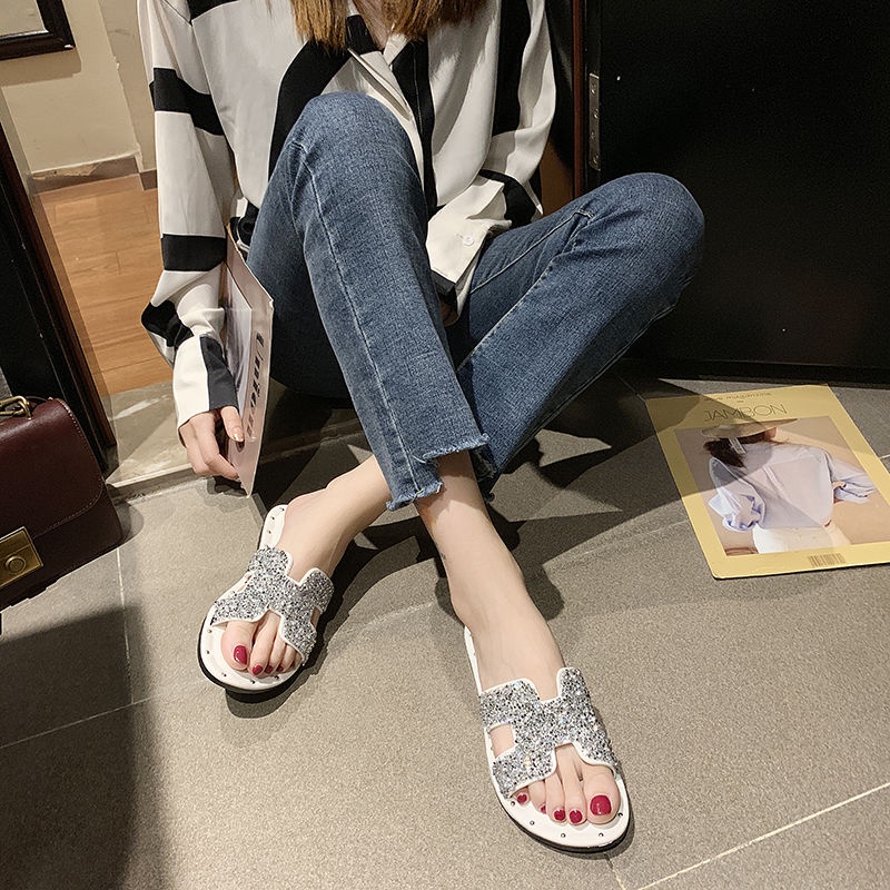 Dép Sandal Đế Bằng Đính Đá Phong Cách Hàn Quốc Thời Trang Mùa Hè 2022 0311 Cho Nữ