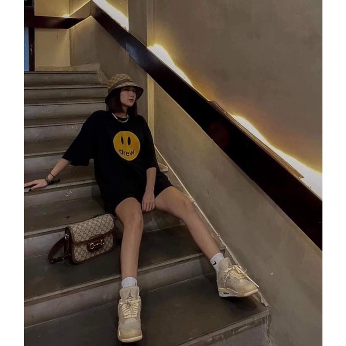 Áo phông mặt cười tay lỡ form rộng cổ tròn unisex