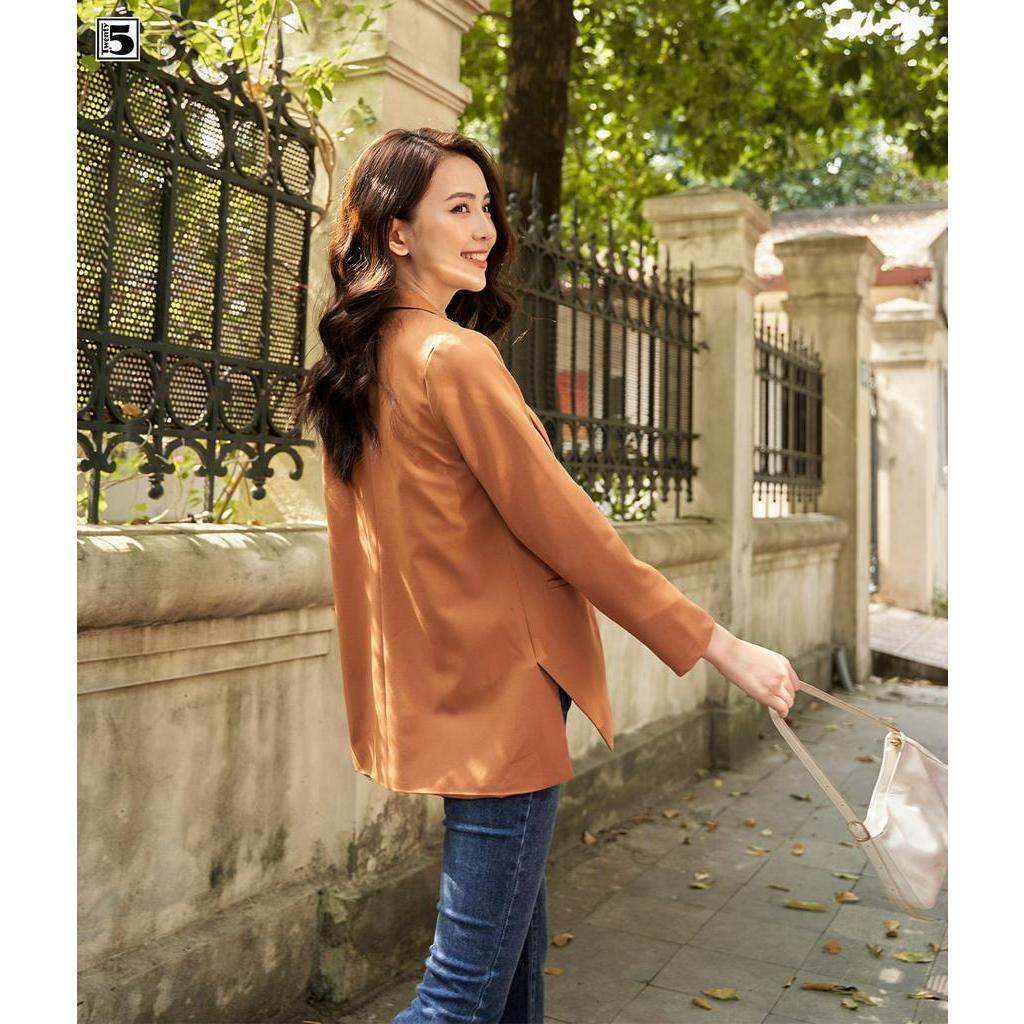 Áo blazer xẻ gấu túi bổ cơi tay dài Twentyfive NV16