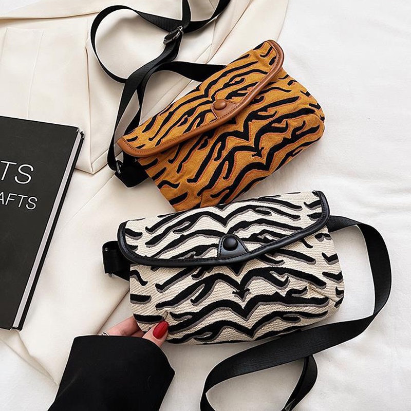 Ielgy Túi Đeo Chéo Ngực / Hông Siêu Nóng Độc Đáo Dễ Phối Đồ Cho Nữ