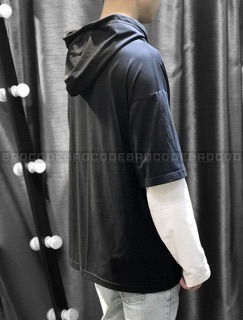 Áo hoodie đen nối tay trắng Brocode