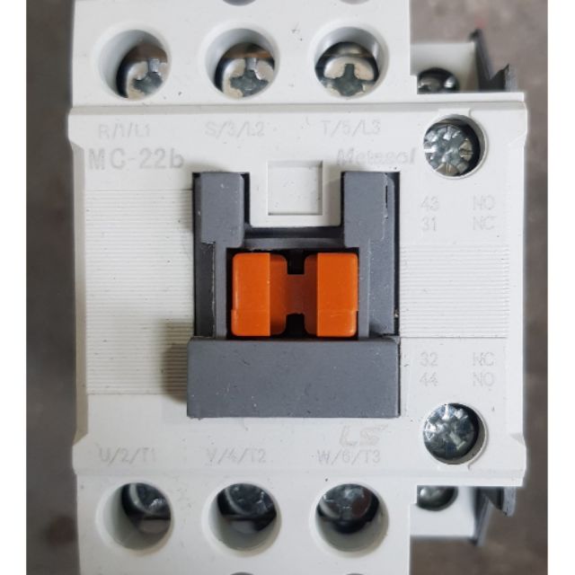 Khởi Động Từ MC 22A