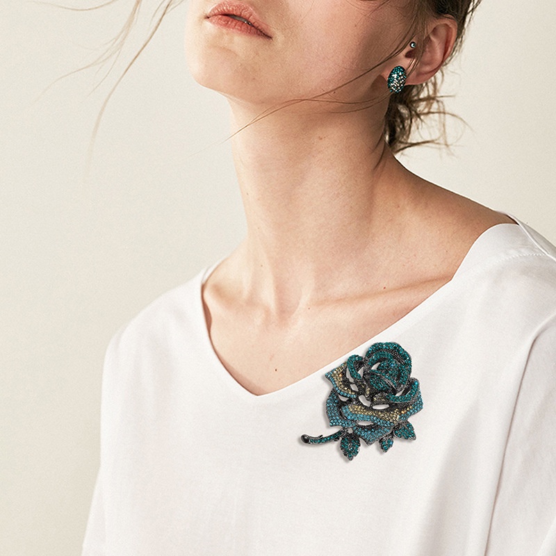 Ghim Cài Áo Hình Hoa Hồng Đính Đá Sang Trọng